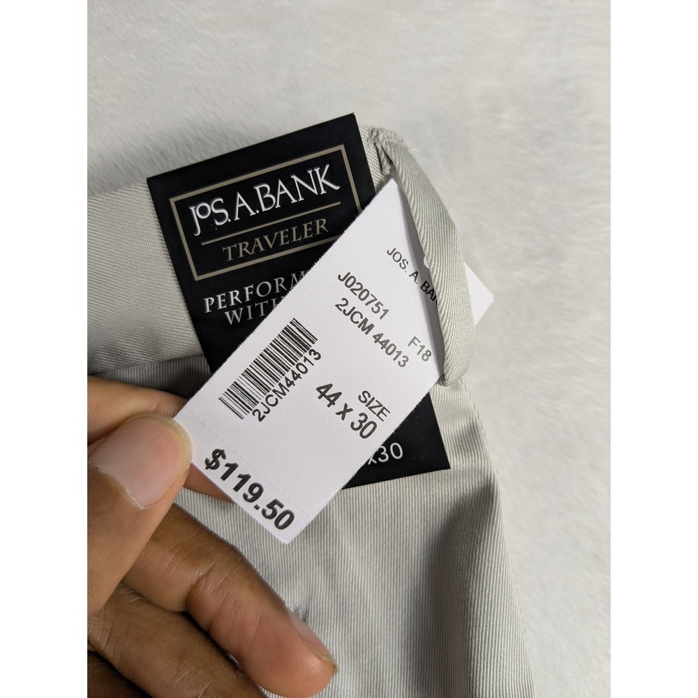 NWT $120 Jos. A. Bank Traveler Mens 44x30 Khaki Cotton Wrinkle Resistant Pants - Picture 7 of 8